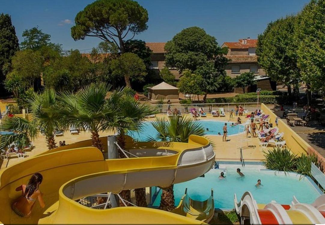 Camping Sept Fonts Agde Hotel Bagian luar foto